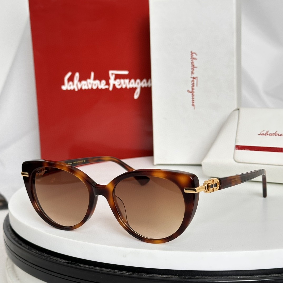 Replica Salvatore Ferragamo Designer Sunglasses SF04
