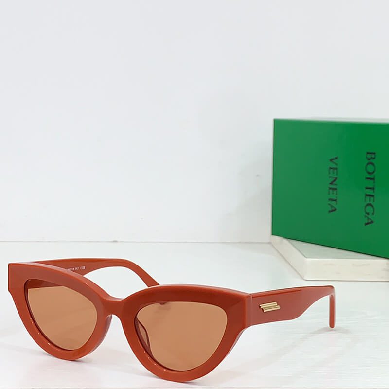 Replica Bottega Veneta Cat-Eye Sunglasses BV23