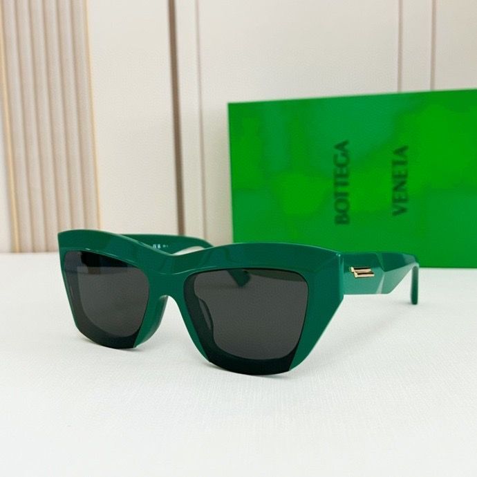 Replica Bottega Veneta Sunglasses for Women BV94