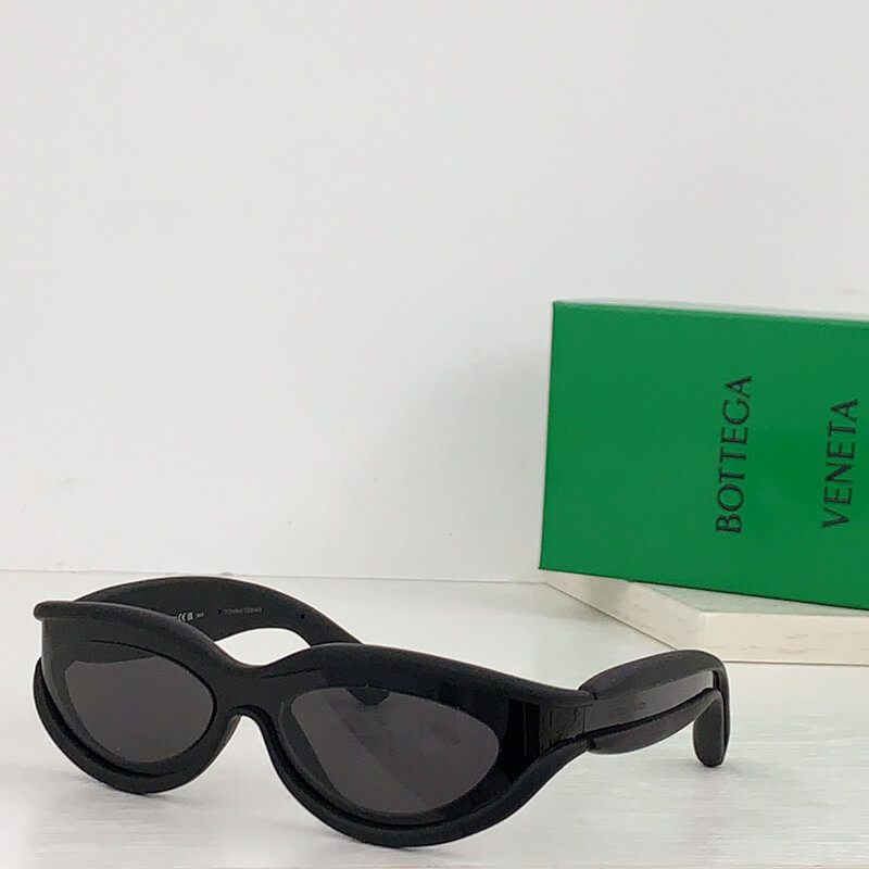 Replica Bottega Veneta Cat-Eye Sunglasses BV20